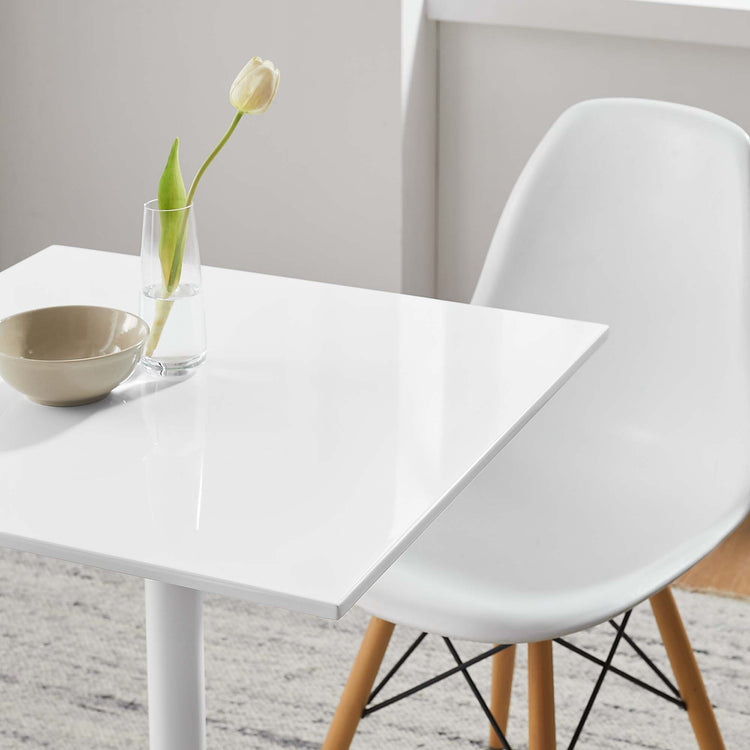 White / 24"