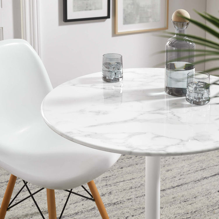 Faux Marble / White