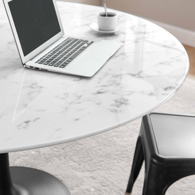 Faux Marble / Black White