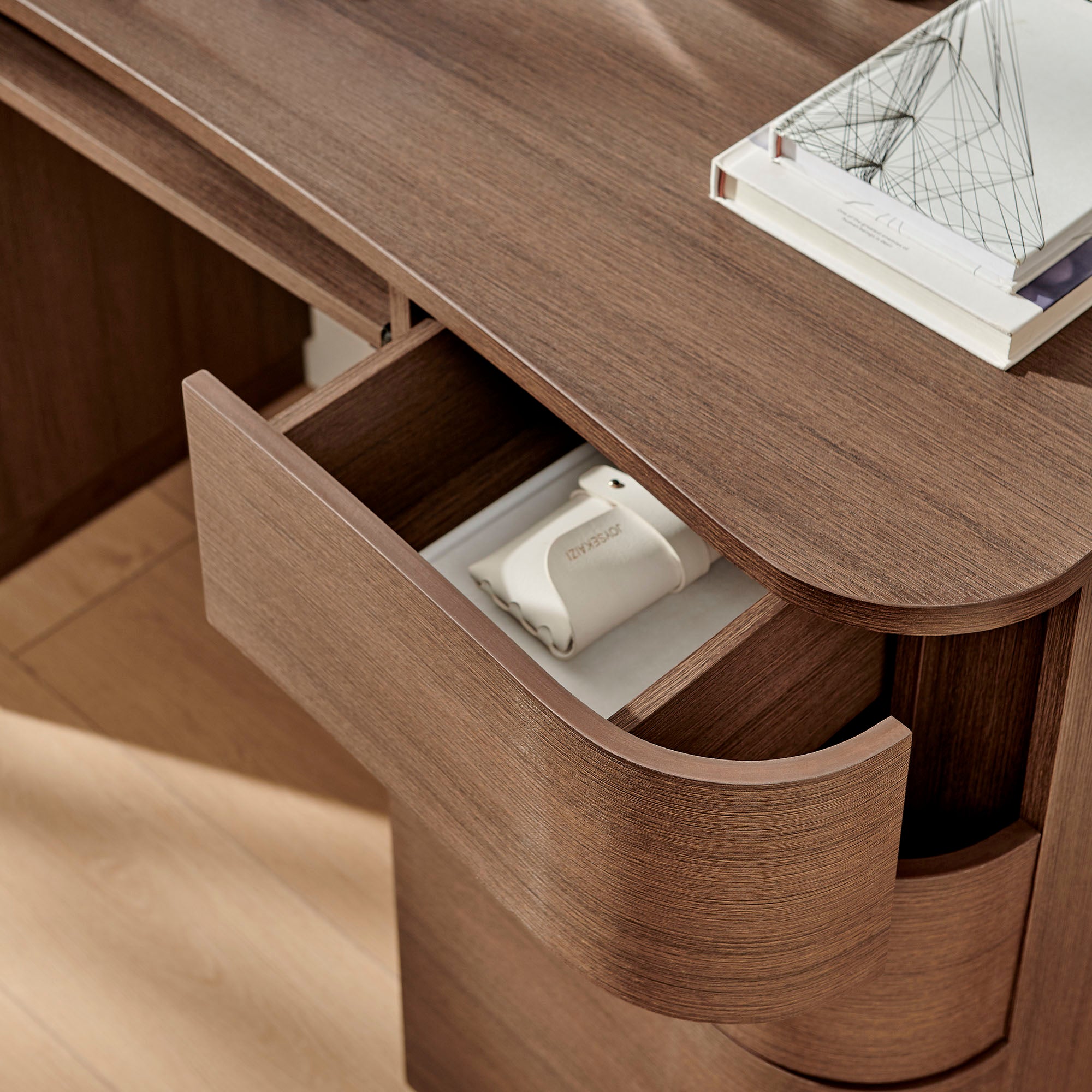 Brushed Brown Oak