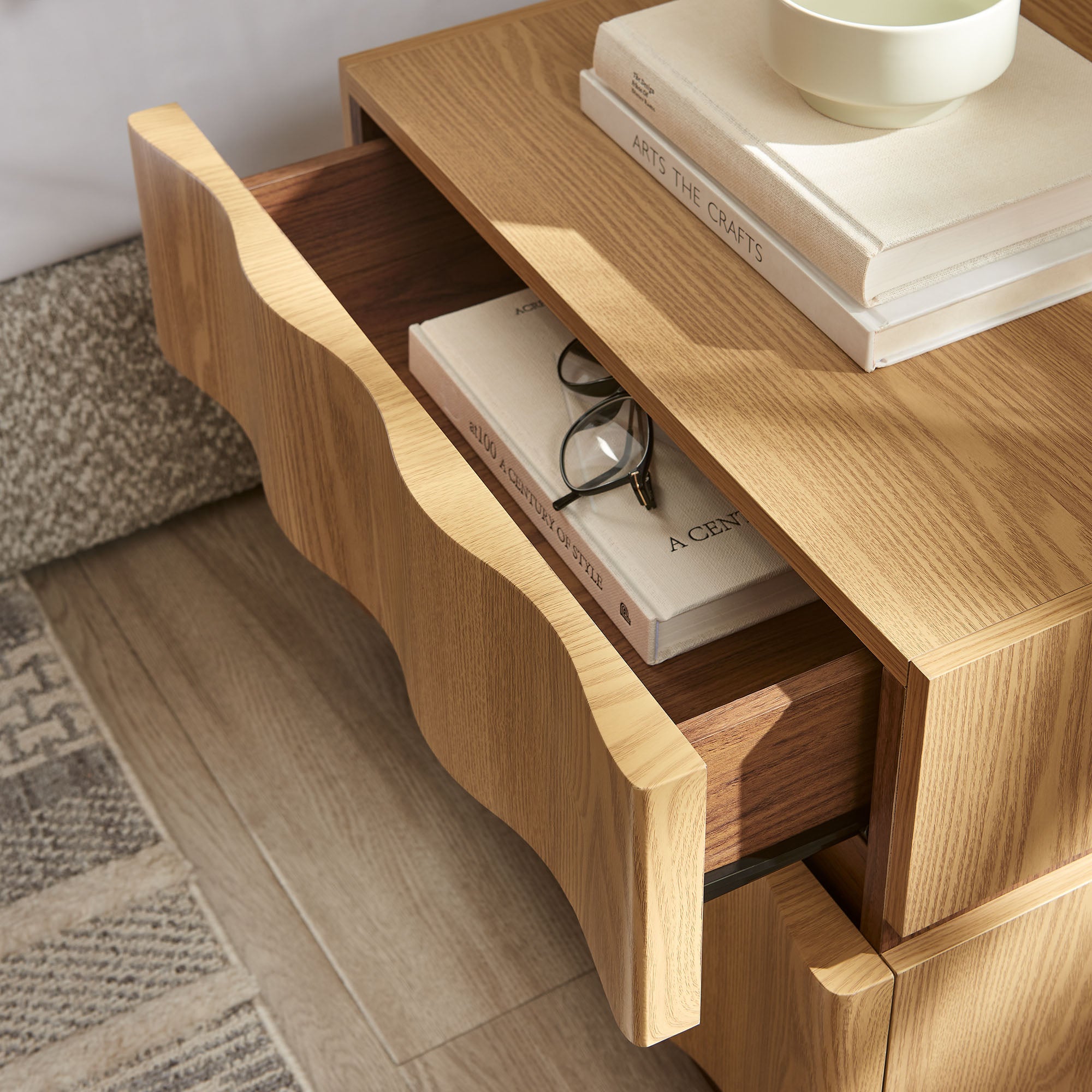 Light Oak Walnut