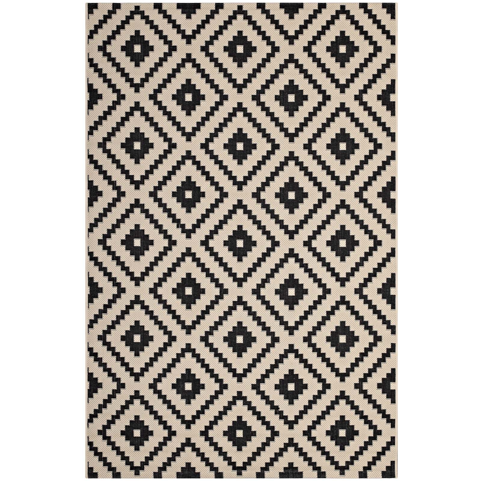 Black and Beige / 5x8